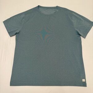 Vuori Tradewind Short Sleeve Tee Men’s 2XL Blue/Gray